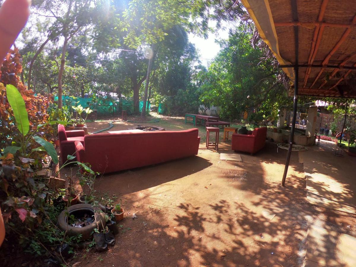 Gaia Hostels Анжуна Экстерьер фото